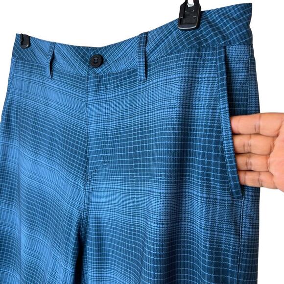 QUIKSILVER 10" Hybrid Shorts 21.5" Outseam in Blue Men's 34" Waist - Picture 7 of 16